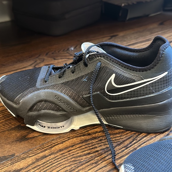 🖤Nike air zoom super rep 3 sneakers- w us size 9- great condition🖤 - Picture 6 of 10